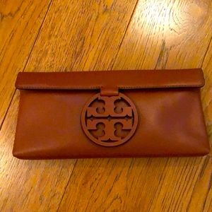 Tory Burch Miller Leather Clutch - perfect condition / no sign of use